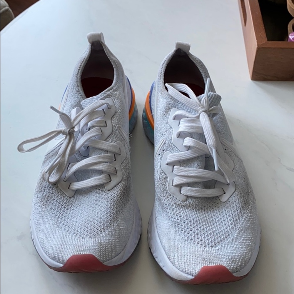 NIKE W EPIC REACT FLYKNIT 2 Size 9.5